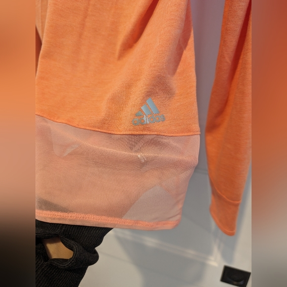Adidas sport top size L - Picture 3 of 10
